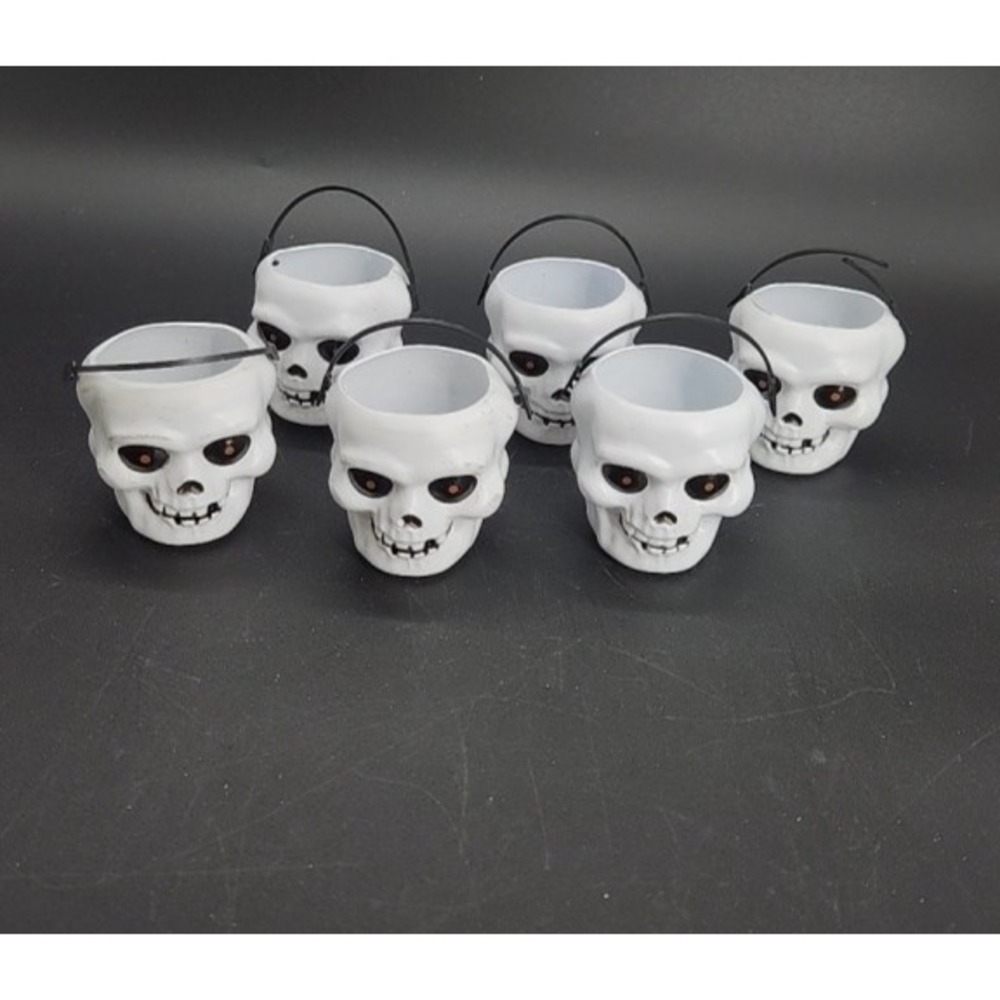 Fun World 6 VTG Blow Mold Halloween Skull Ghost Mini Buckets Plastic White 1990s